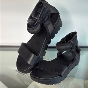 MIA Black Textile Platform Ankle Sandals EUC 6.5
